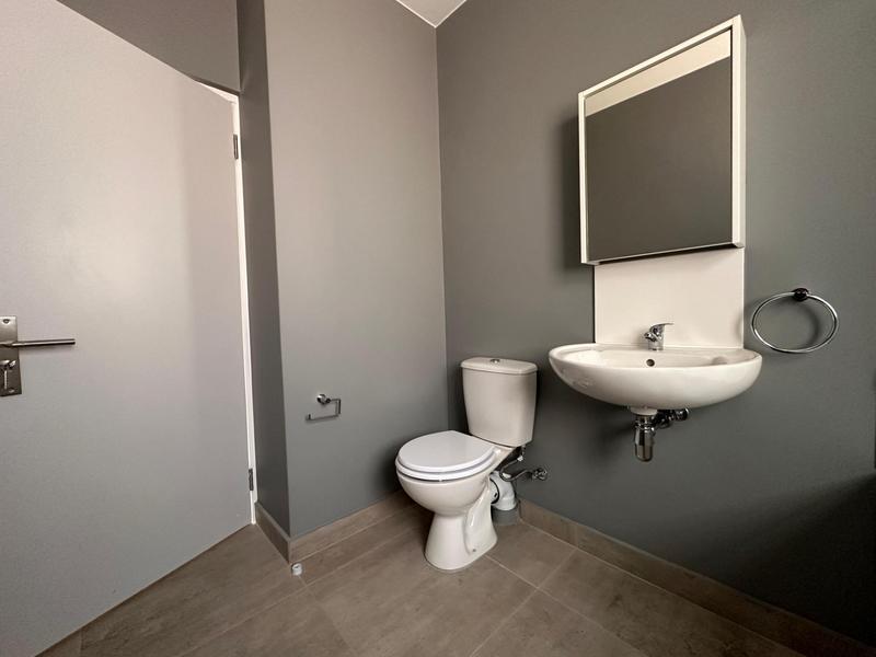 2 Bedroom Property for Sale in Aan de Wijnlanden Western Cape